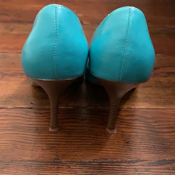 Spring turquoise heels - Picture 3 of 8